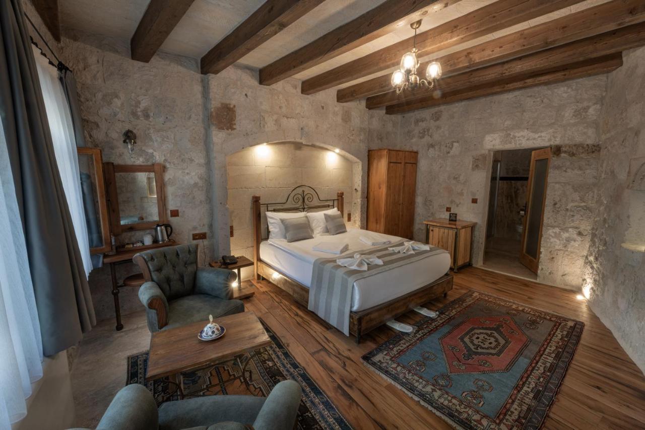 Sarnich Cave Suites เกอเรเม ภายนอก รูปภาพ